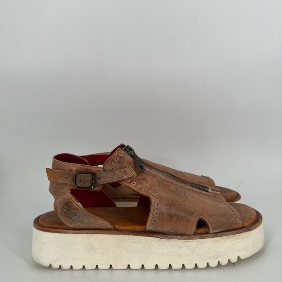 Bed Stu Clancy Leather Cut Out Grommet Buckle Front Zip Sandals In Tan Rustic - Picture 1 of 9